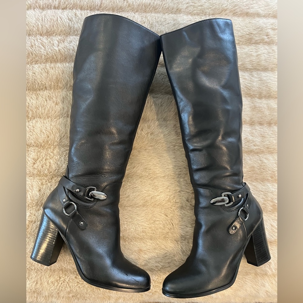 Beautiful tall Tahari Leather boots